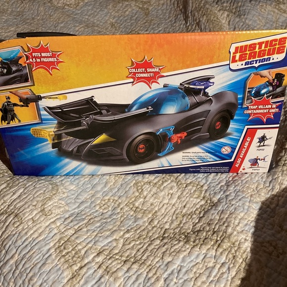 Attack & Trap Batmobile by Power Connects Justice League Action - Picture 4 of 5